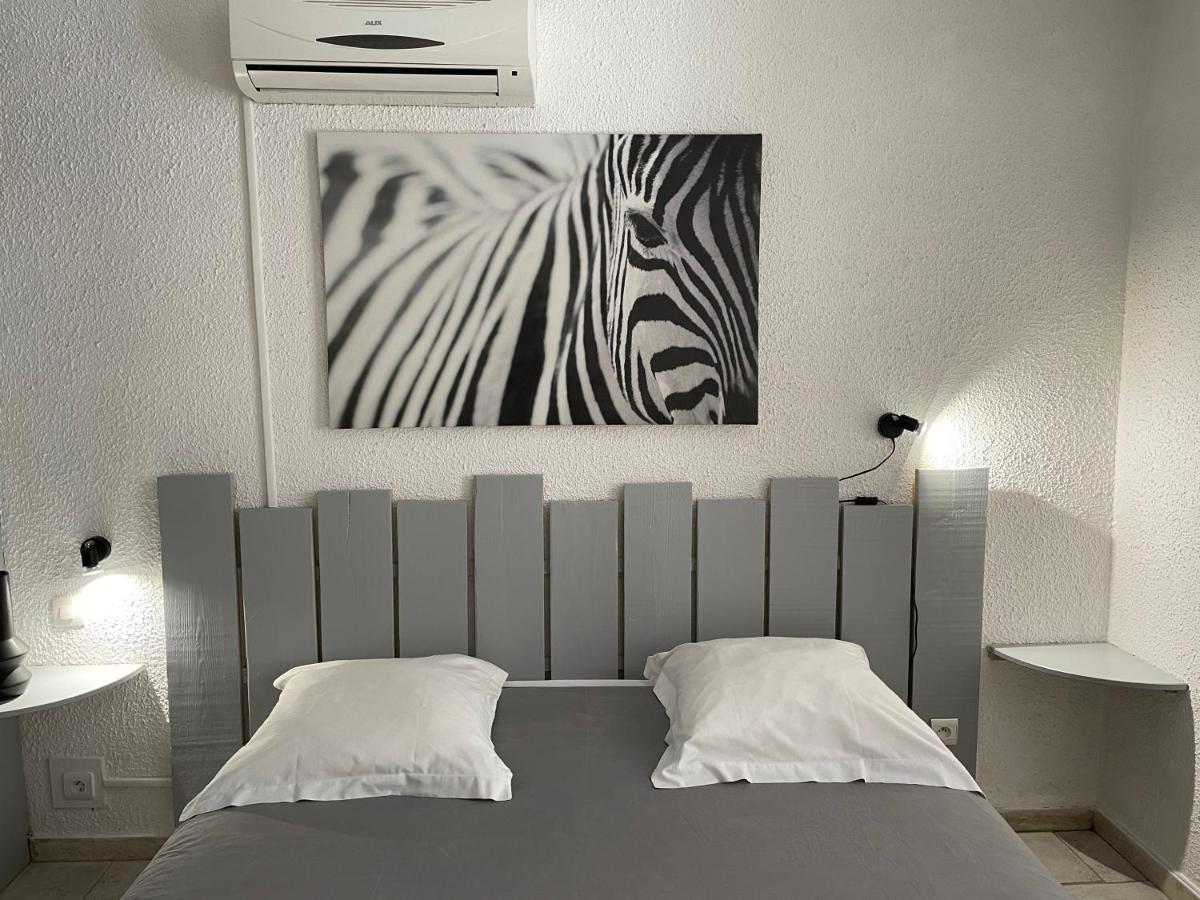 Hotel L'Orangeraie Le Lavandou Buitenkant foto