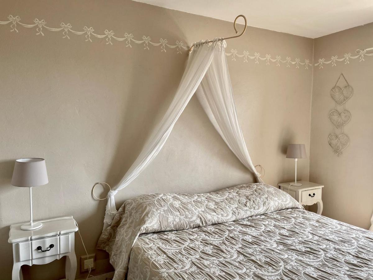 Hotel L'Orangeraie Le Lavandou Buitenkant foto