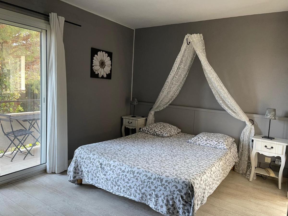 Hotel L'Orangeraie Le Lavandou Buitenkant foto