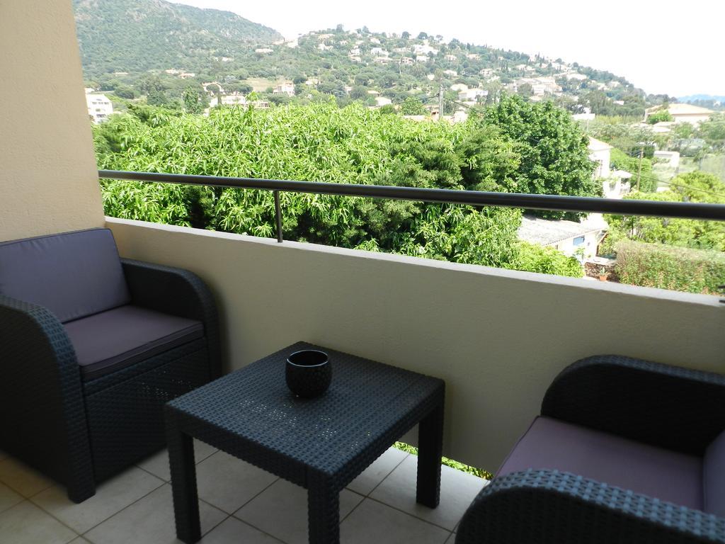 Hotel L'Orangeraie Le Lavandou Kamer foto